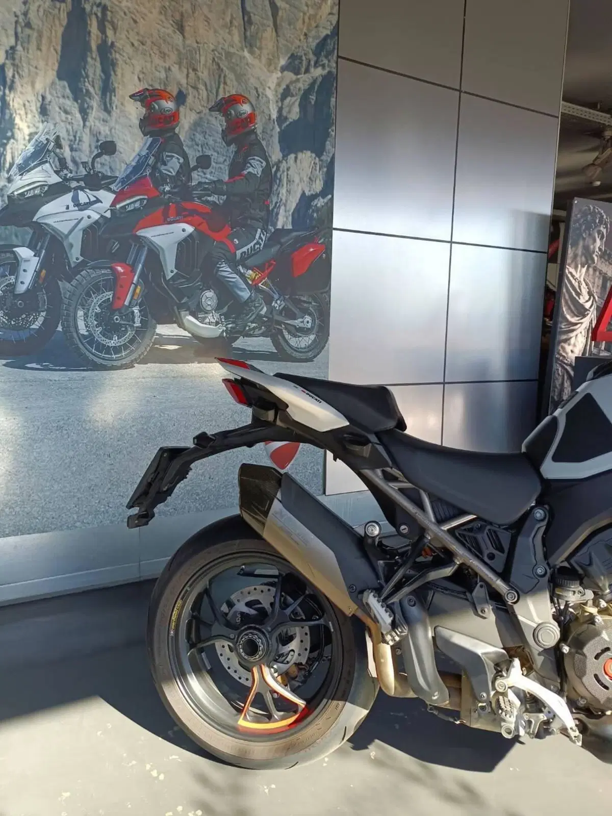 Ducati Multistrada V4 RS (2024 - 25) (7)