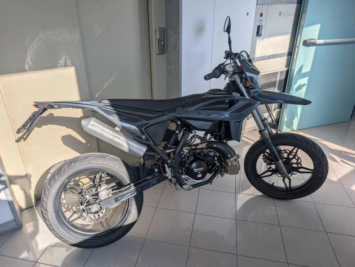 Betamotor RR 50 Motard (2021 - 26) (5)