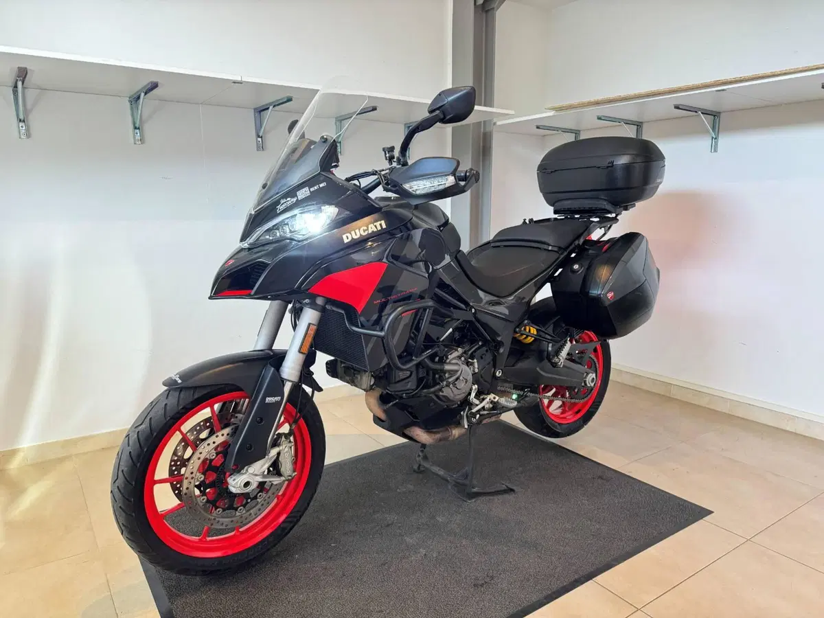 Ducati Multistrada V2 S (2022 - 24)