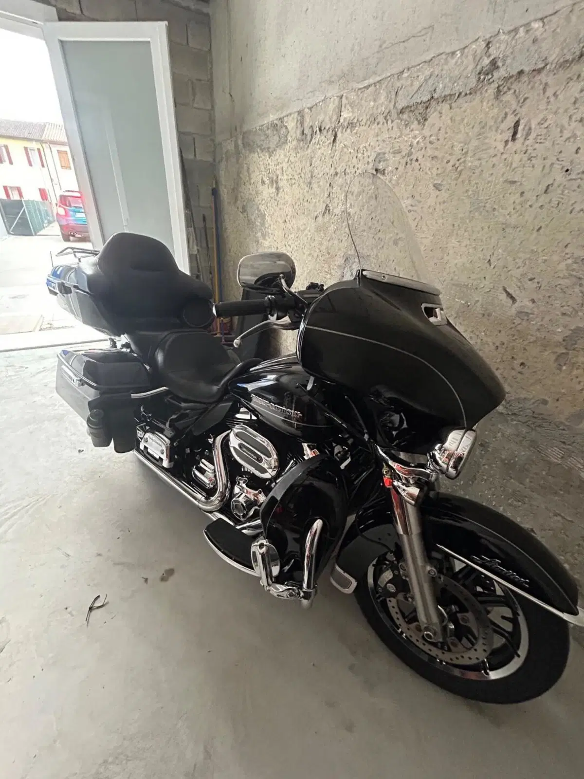Harley-Davidson 1690 Electra Glide Ultra Limited Low (2014 - 16) - FLHTKL (2)