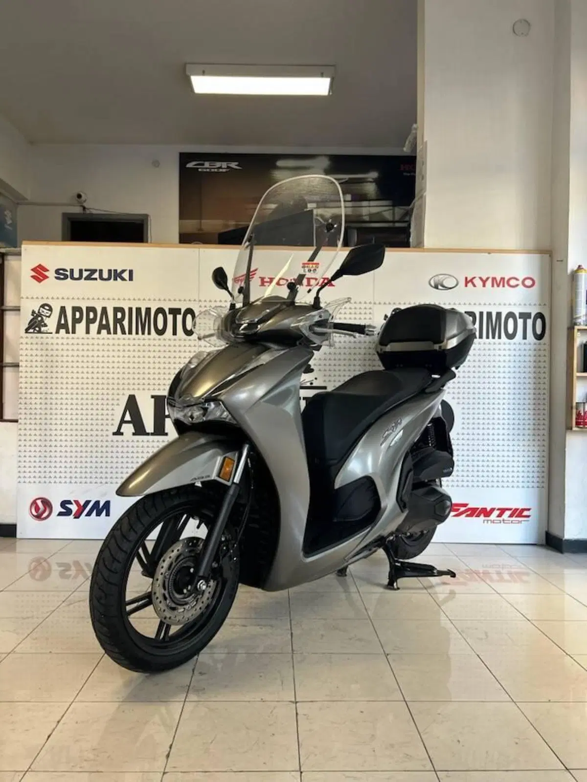 Honda SH 350 (2021 - 24) (3)