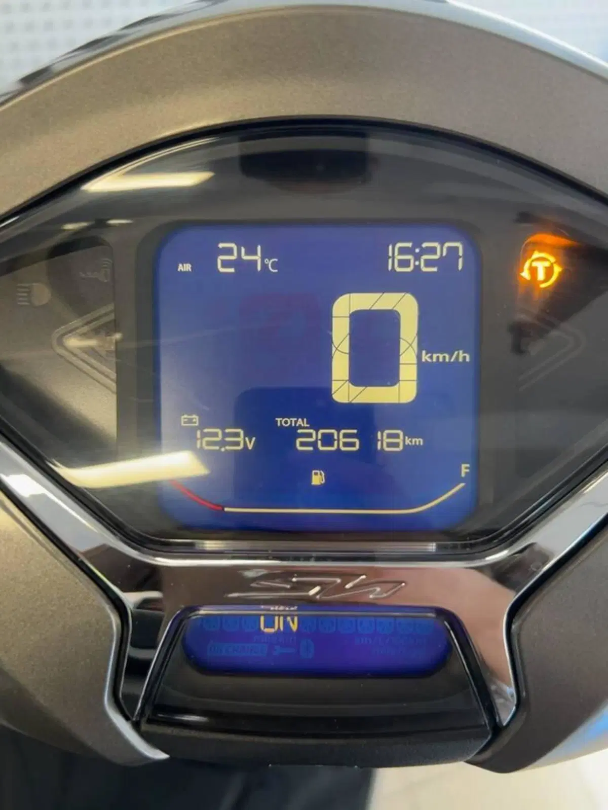 Honda SH 350 (2021 - 24) (7)