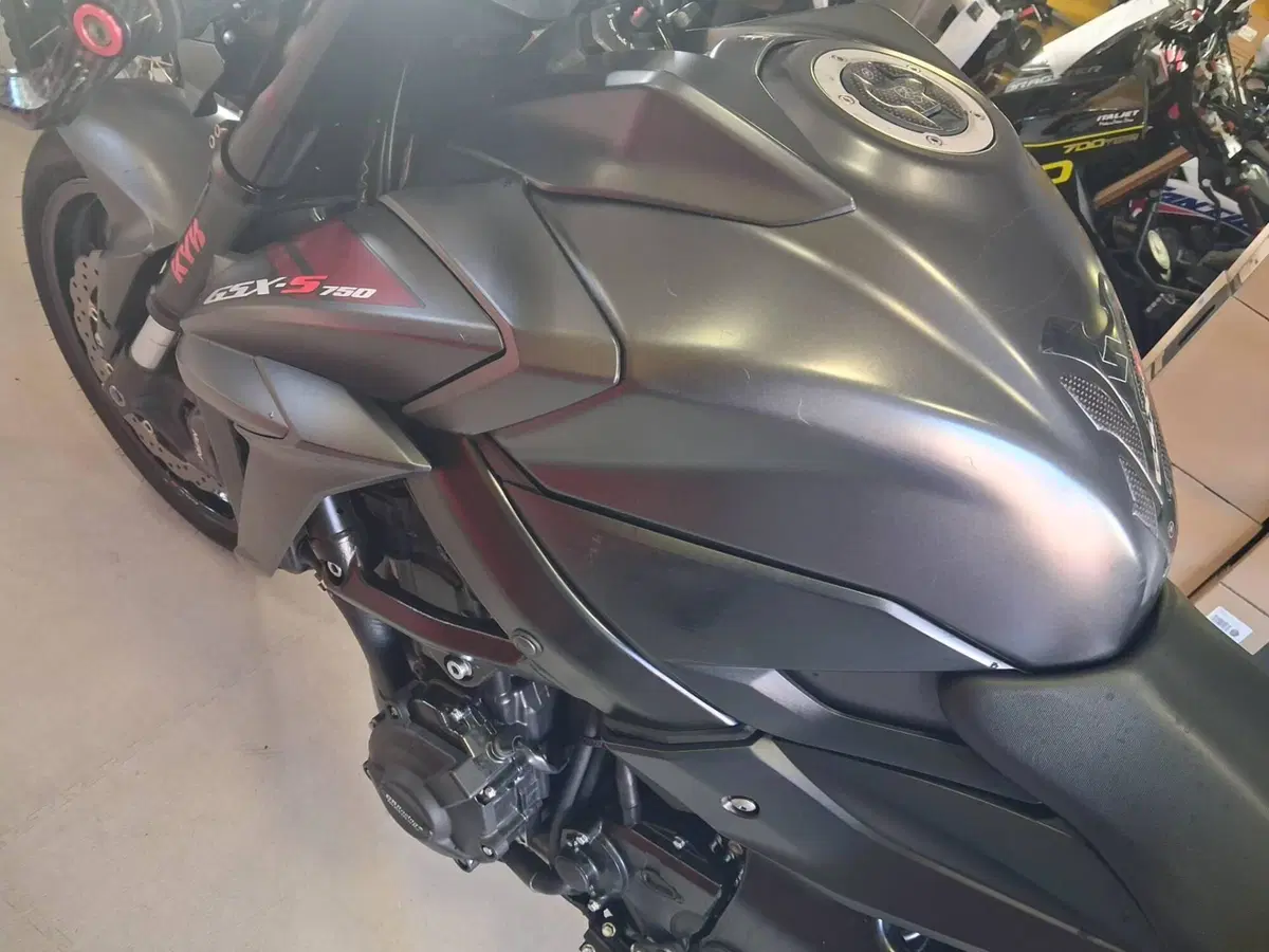 Suzuki GSX S 750 ABS (2017 - 20) (3)