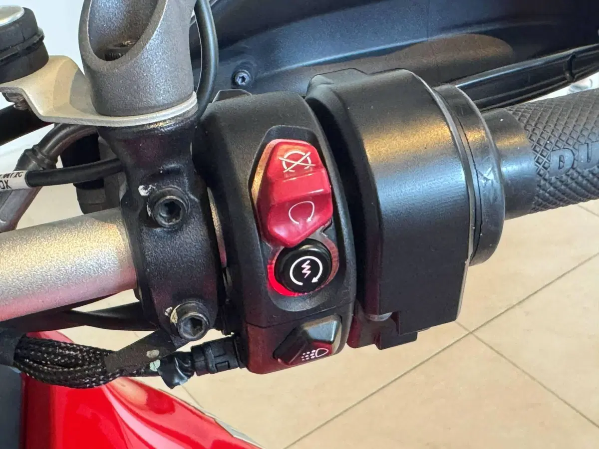 Ducati Multistrada V4 S (2021 - 24) (7)