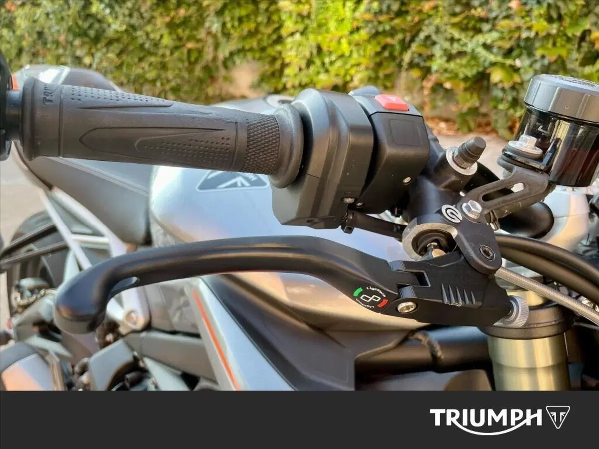 Triumph Street Triple 765 RS (2023 - 26) (14)