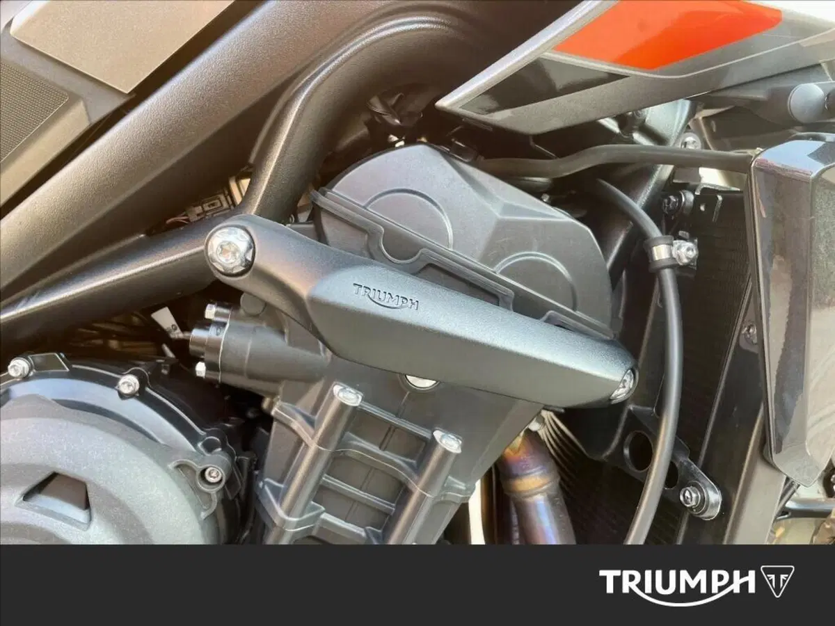 Triumph Street Triple 765 RS (2023 - 26) (15)