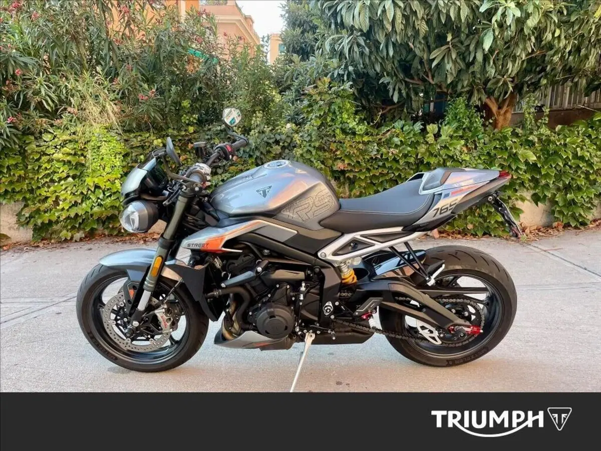 Triumph Street Triple 765 RS (2023 - 26) (3)