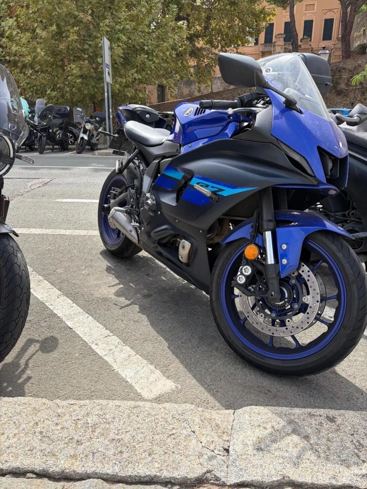 Yamaha YZF R7 (2021 - 25) (3)