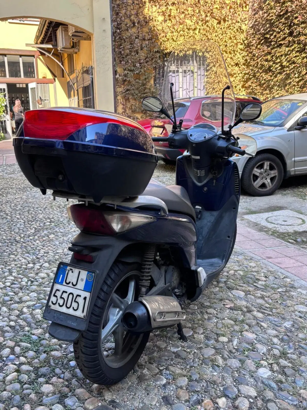 Honda SH 150 (2000 - 06) (2)