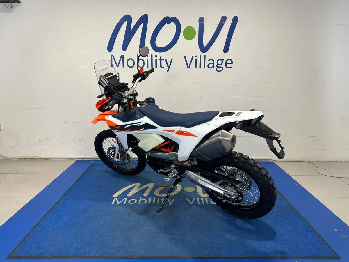 KTM 690 Rally (2027) (4)