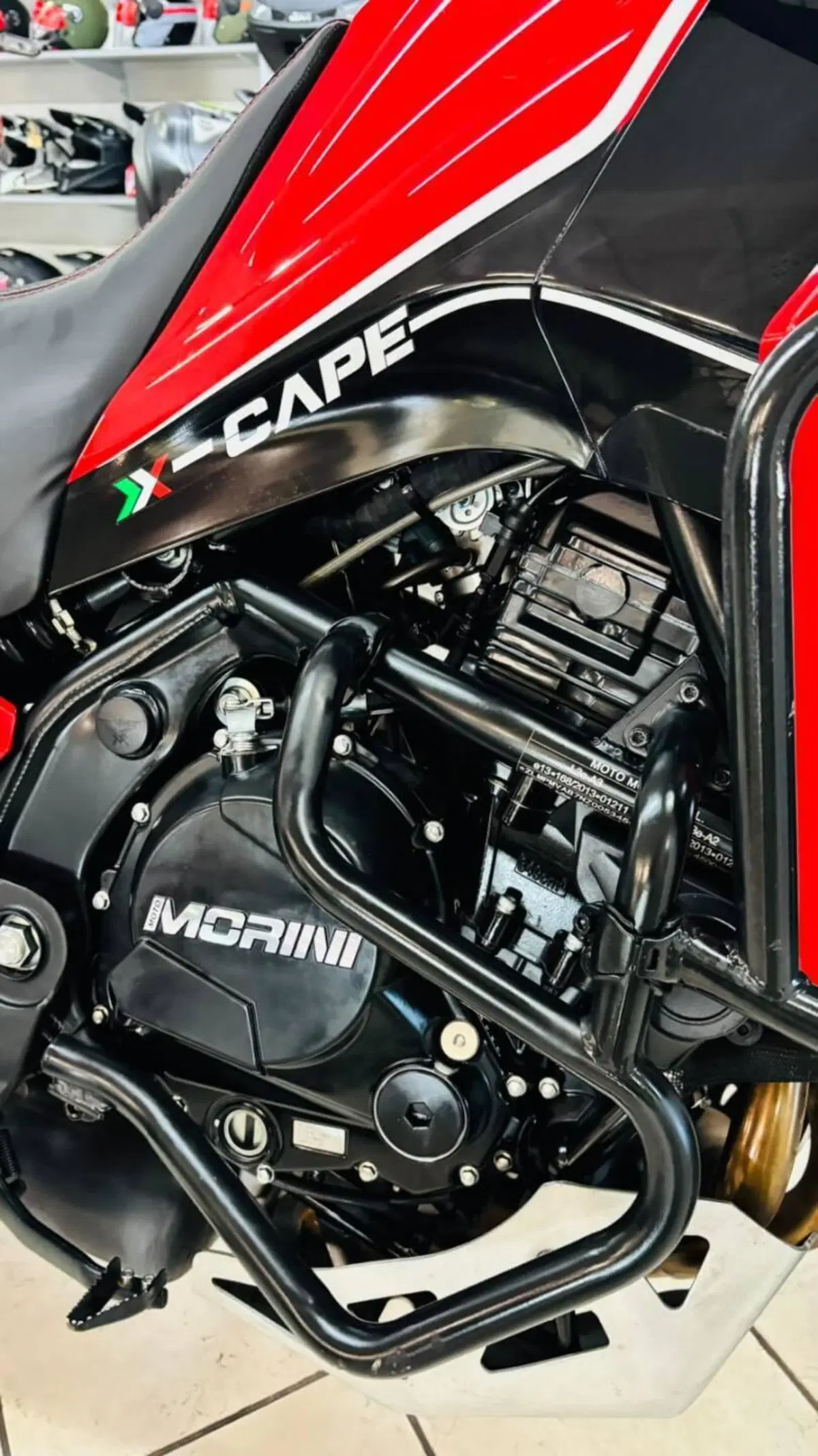 Moto Morini X-Cape 650 (2021 - 26) (3)