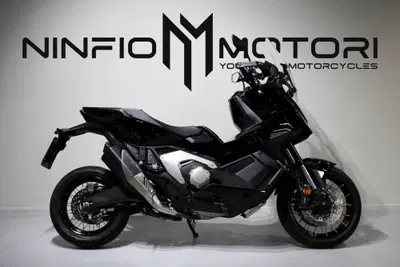 Honda X-ADV 750 (2025 - 27) usata