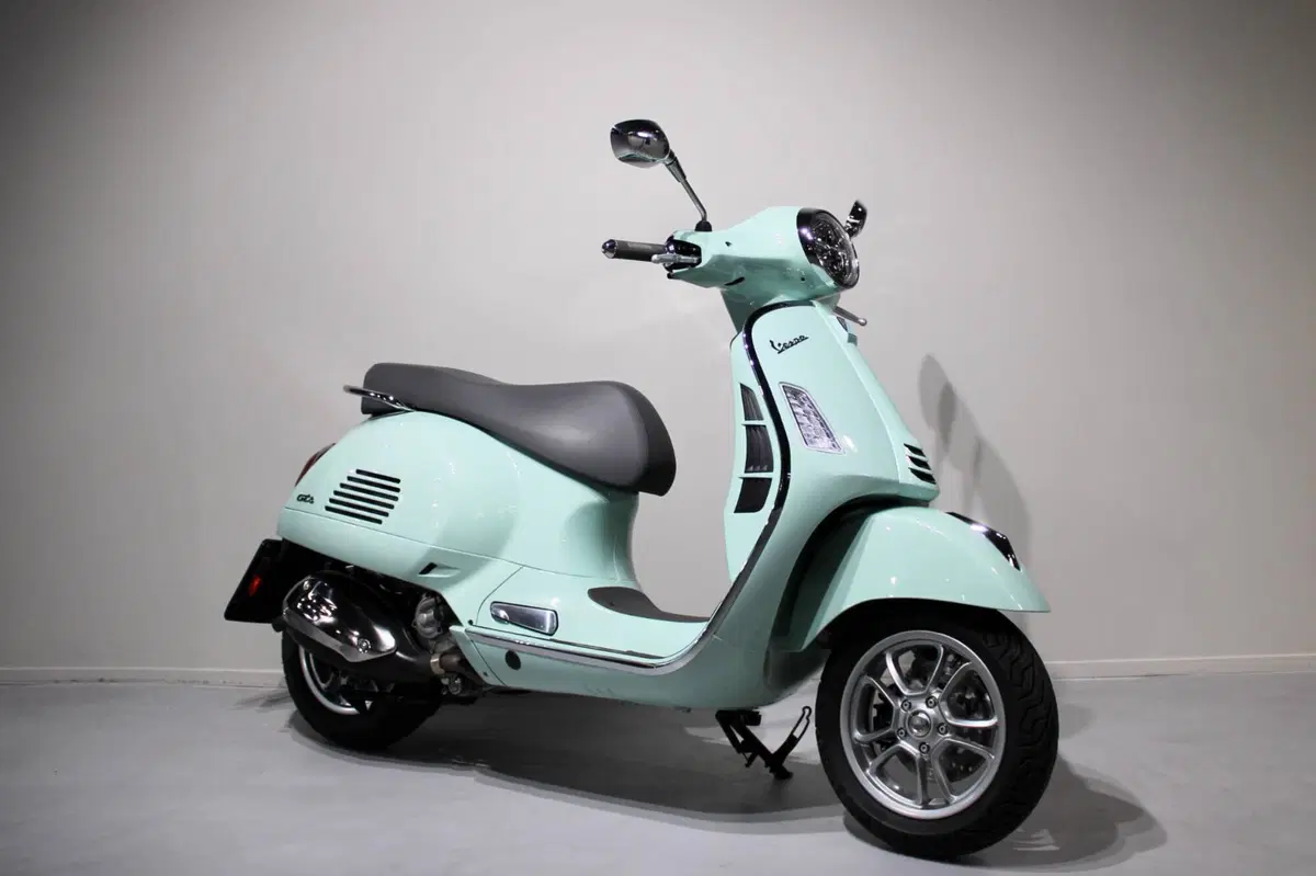 Vespa GTS 310 (2025 - 26) (2)