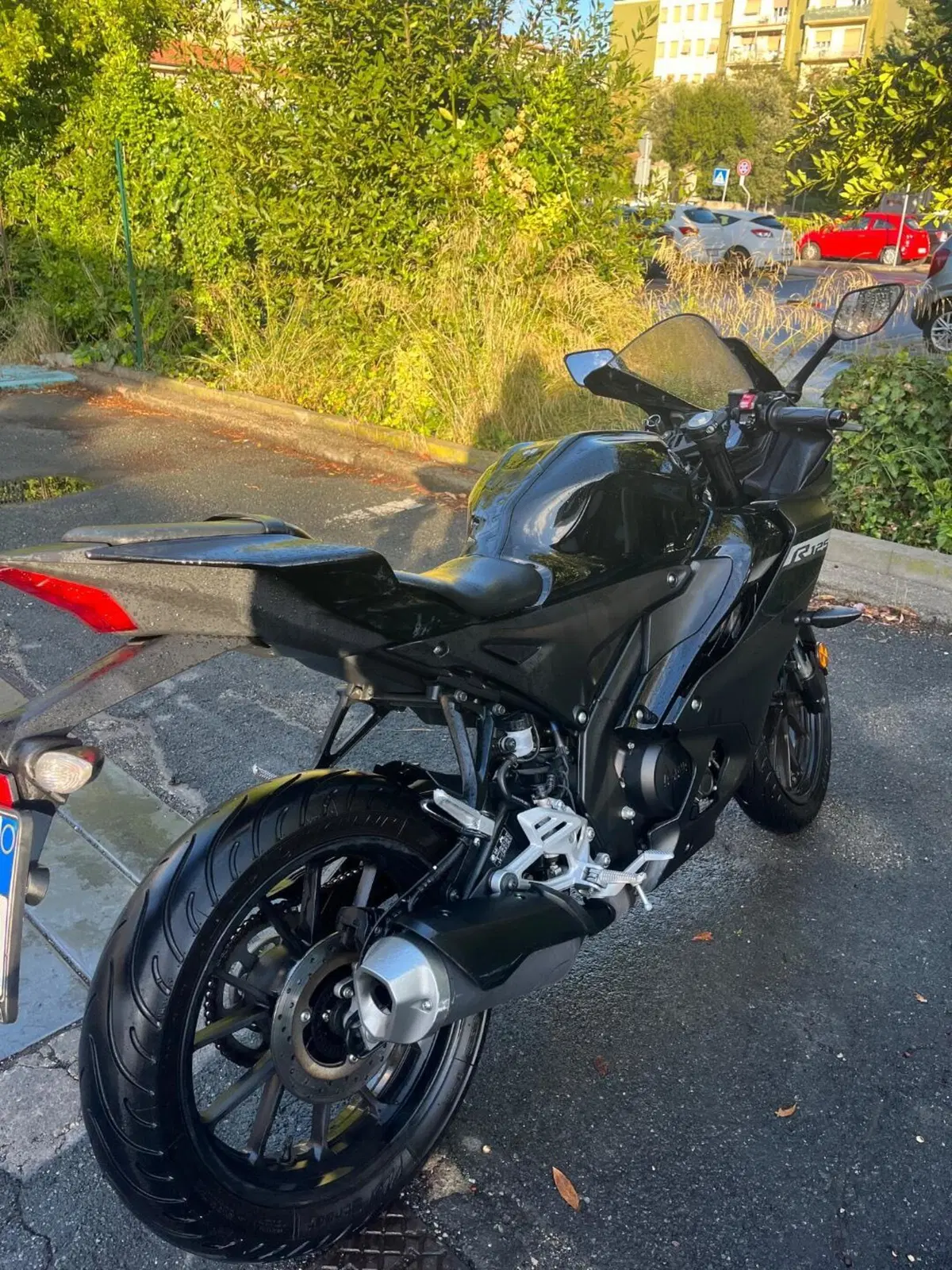 Yamaha YZF R125 (2023 - 26) (2)