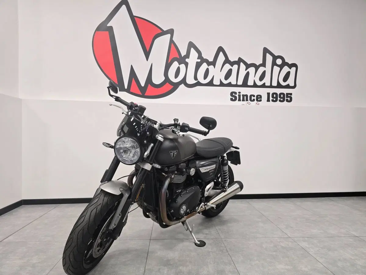 Triumph Speed Twin 1200 (2021 - 24) (3)