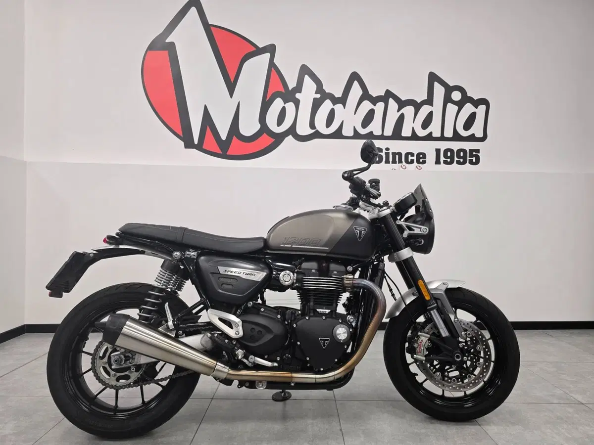Triumph Speed Twin 1200 (2021 - 24) (4)