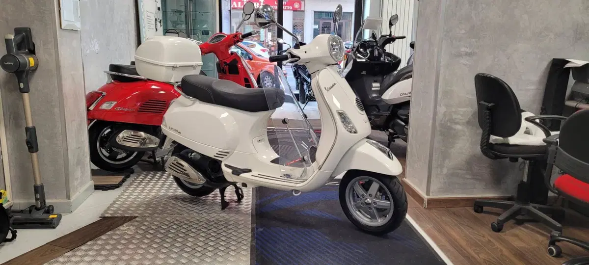 Vespa LX 125 i.e. (2009 - 12) (4)