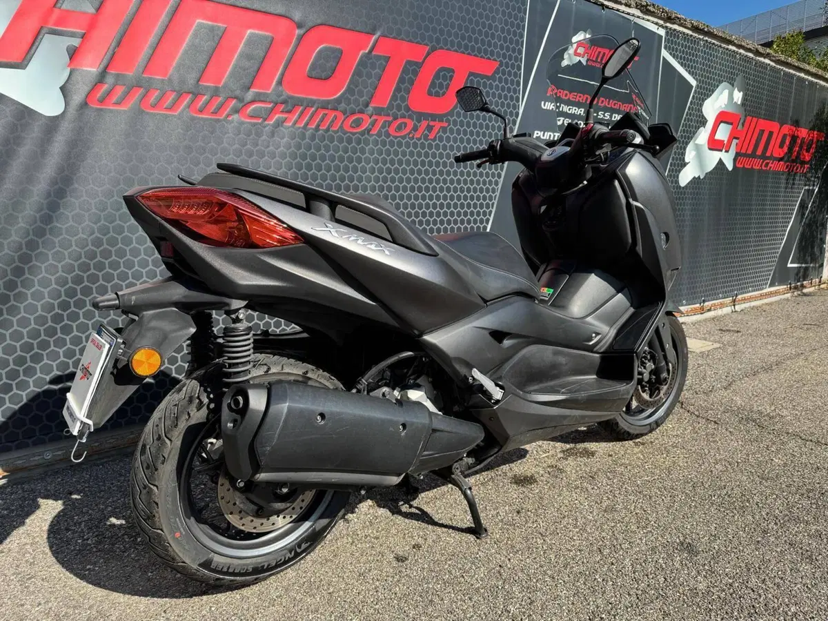 Yamaha X-Max 300 ABS (2017 - 20) (4)