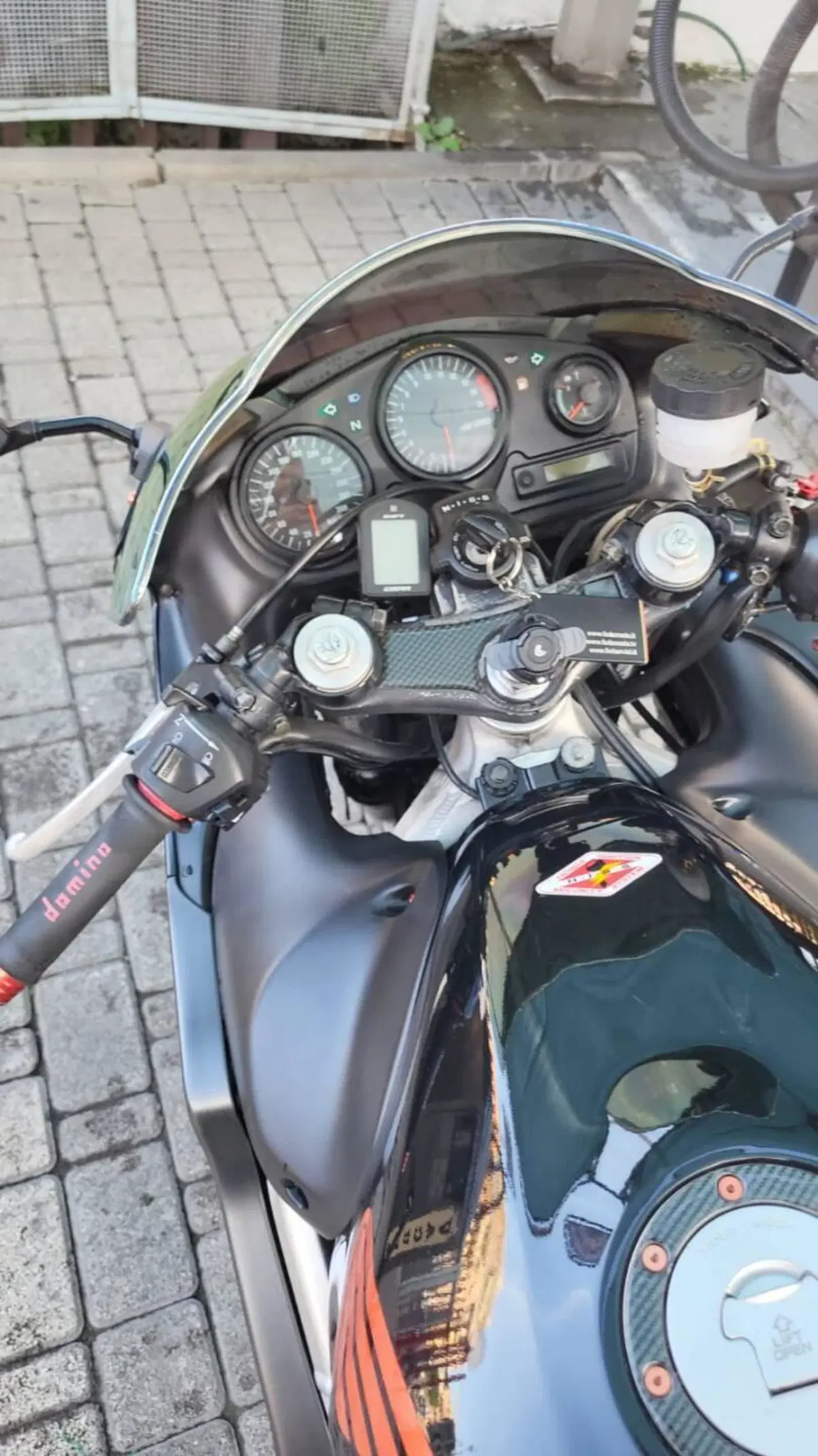 Honda CBR 600 F (1999 - 00) (5)