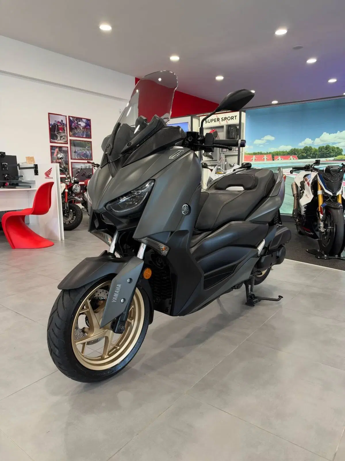 Yamaha X-Max 125 Tech Max (2021 - 24)