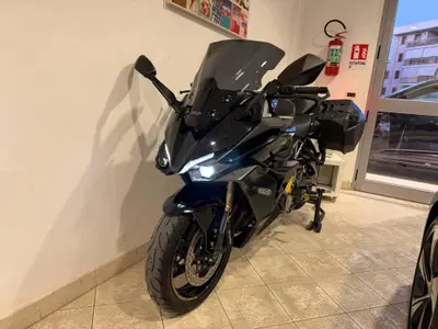 Suzuki GSX-S1000GT (2022 - 24) usata