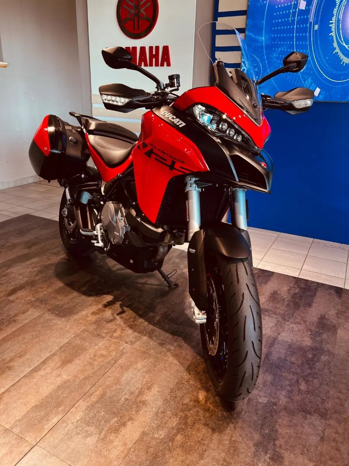 Ducati Multistrada V2 S (2022 - 24) (2)