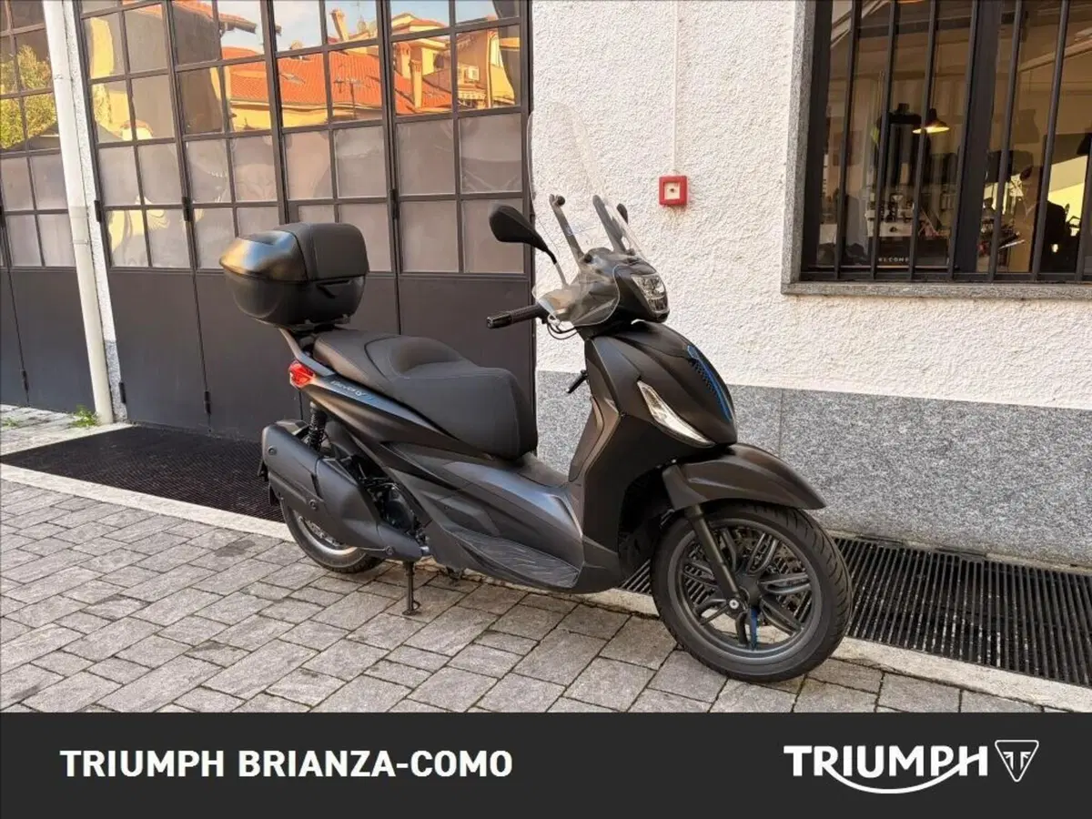 Piaggio Beverly 400 S ABS-ASR (2021 - 24) (2)