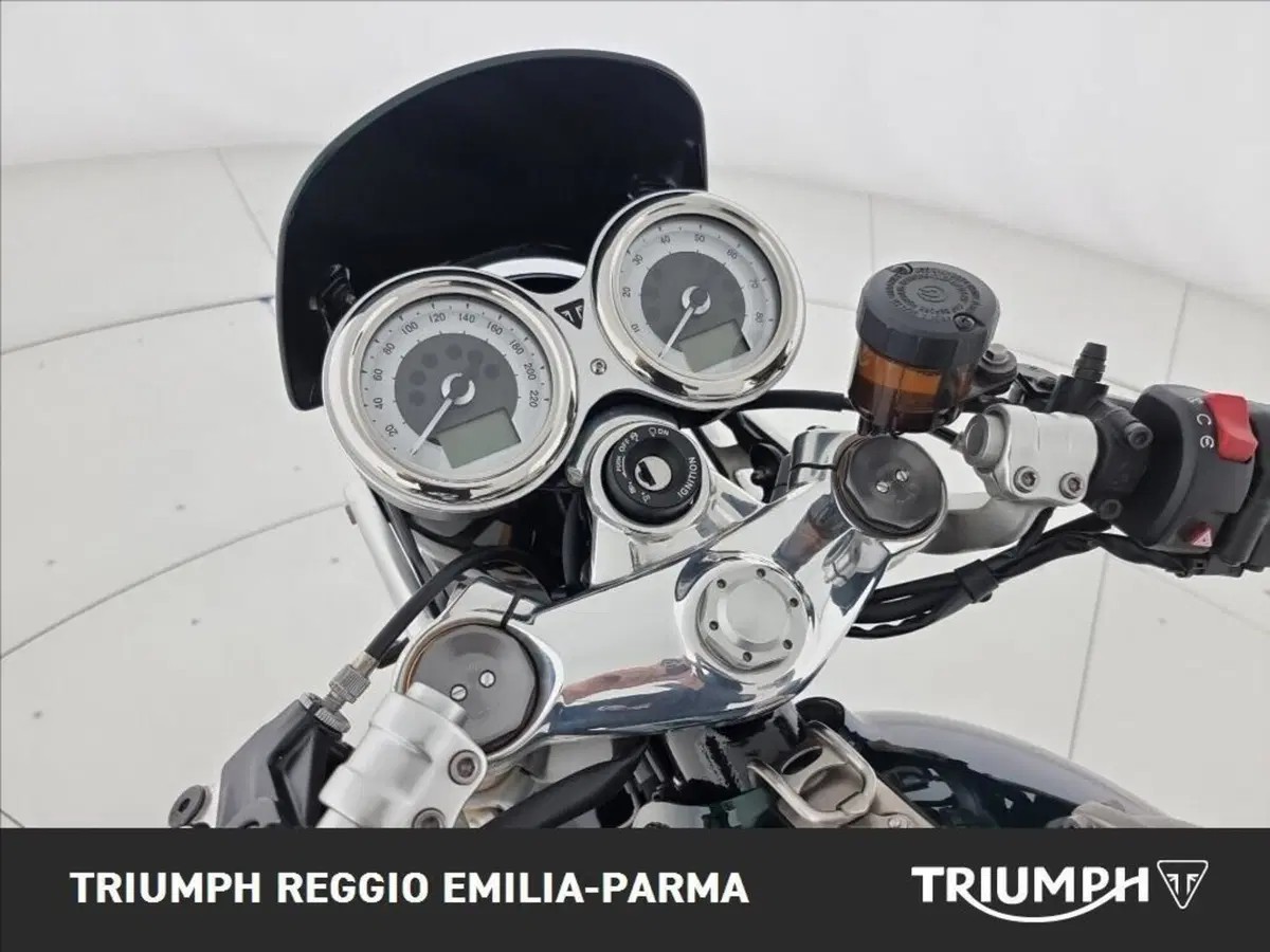 Triumph Thruxton RS Final Edition (2024 - 25) (9)