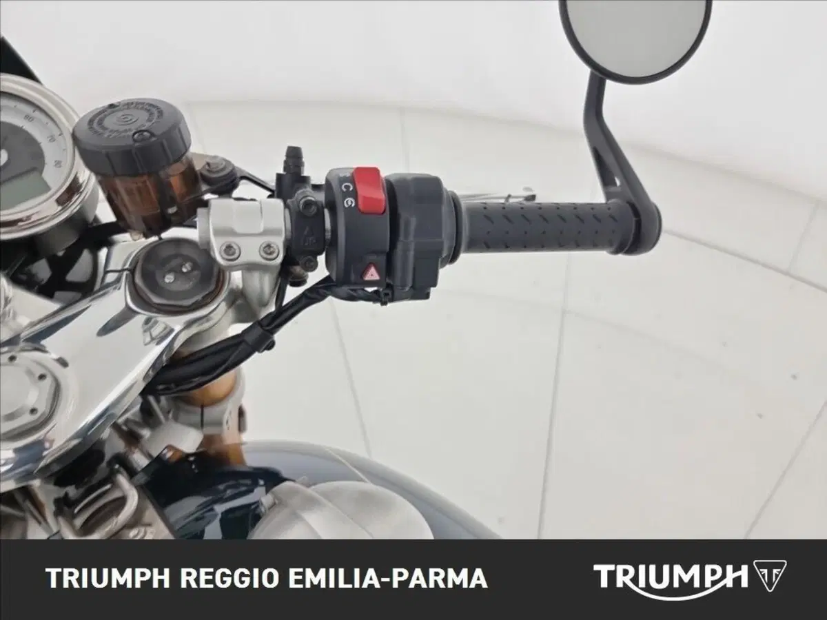 Triumph Thruxton RS Final Edition (2024 - 25) (10)