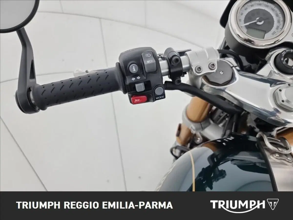 Triumph Thruxton RS Final Edition (2024 - 25) (11)