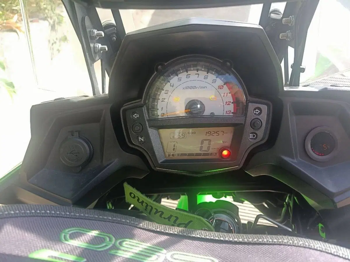Kawasaki Versys 650 (2017 - 20) (6)