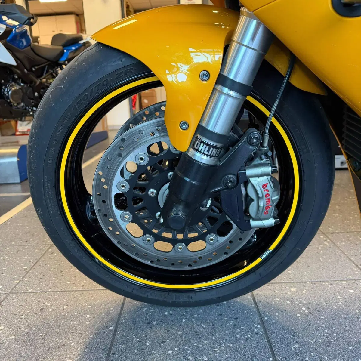 Triumph Daytona 955 I (1999 - 01) (5)