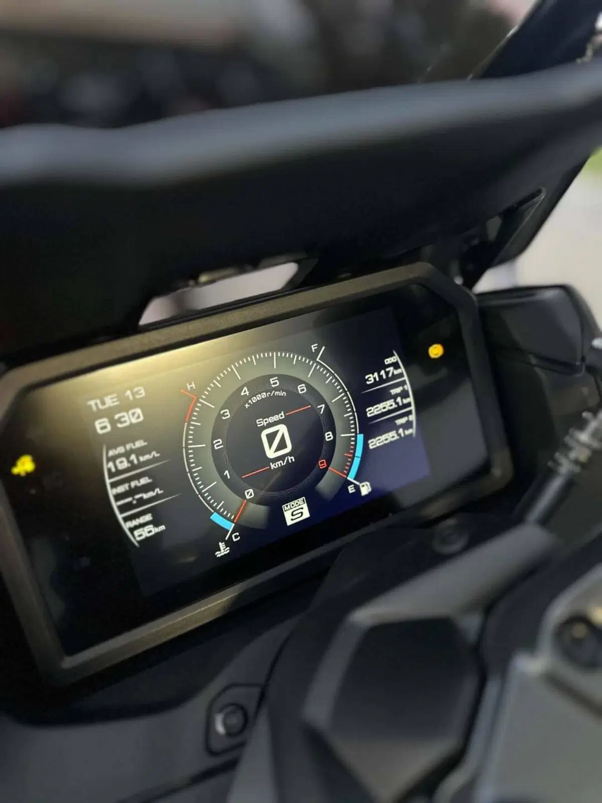 Yamaha T-Max 560 (2025 - 26) (8)
