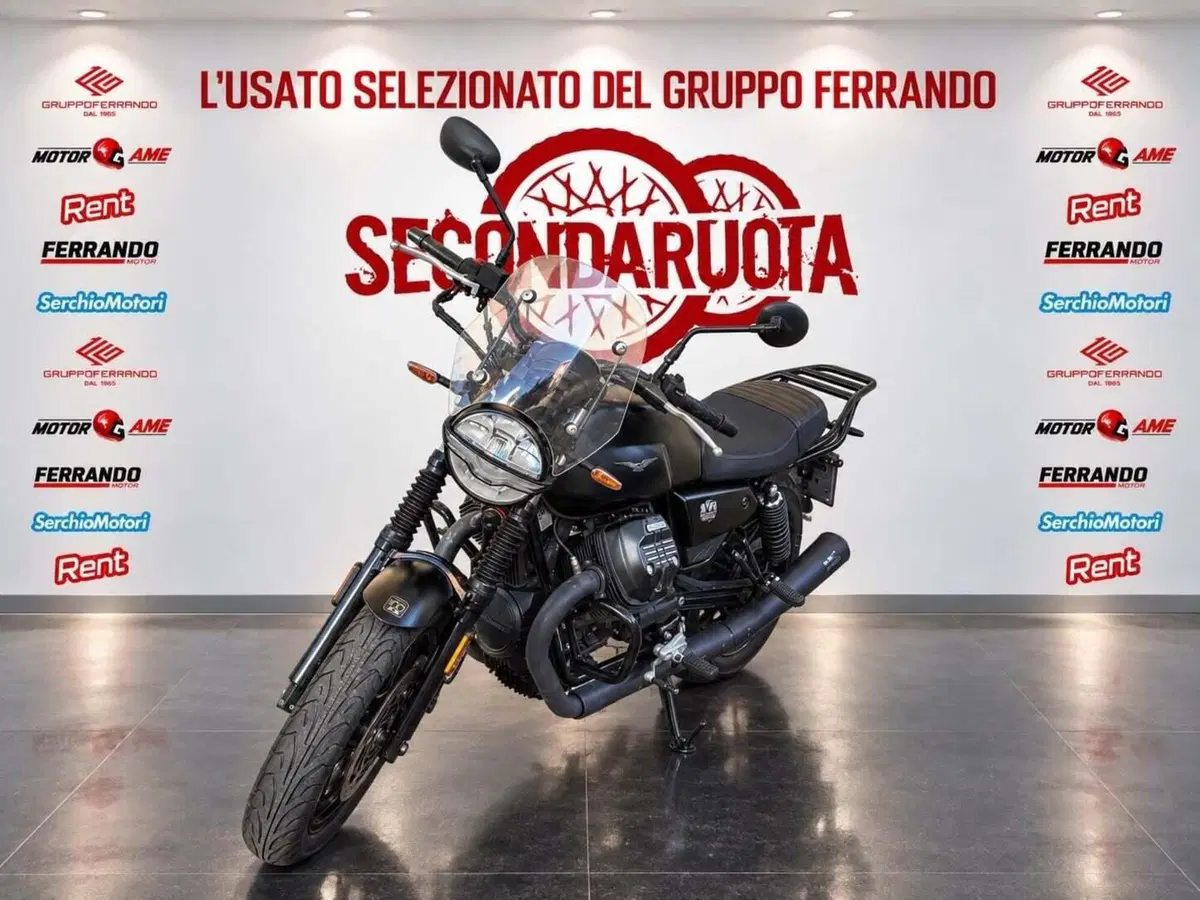 Moto Guzzi V7 Stone (2021 - 24) (3)