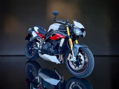 Triumph Speed Triple 1050 R ABS (2016 - 17) usata