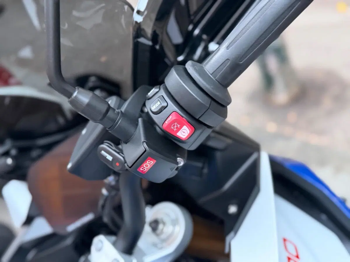 Bmw F 900 XR (2025 - 27) (3)