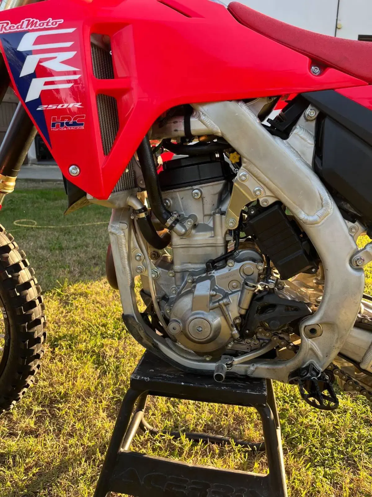 Honda CRF 250R (2026) (4)