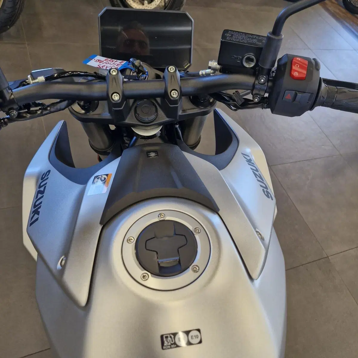 Suzuki GSX-8S (2025 - 26) (6)