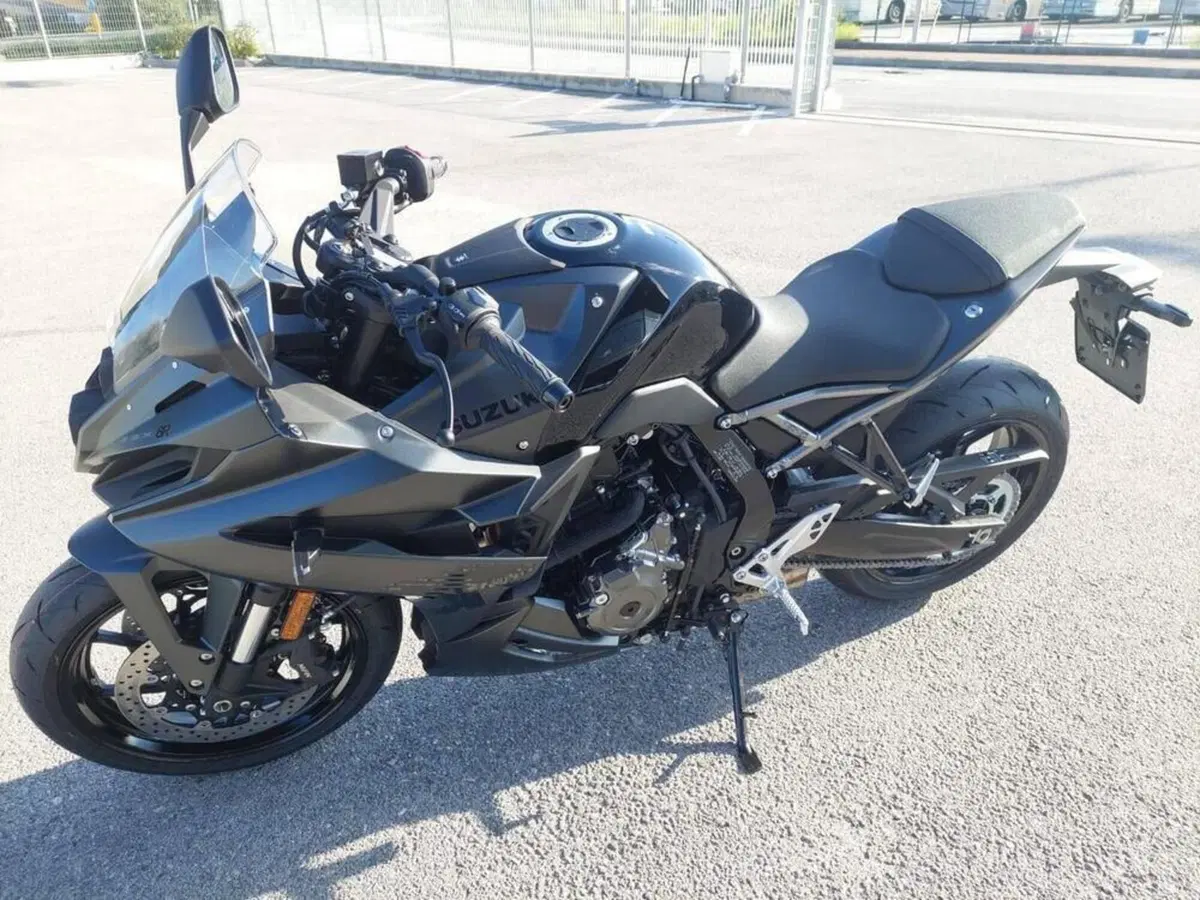 Suzuki GSX-8R (2024 - 26) (6)