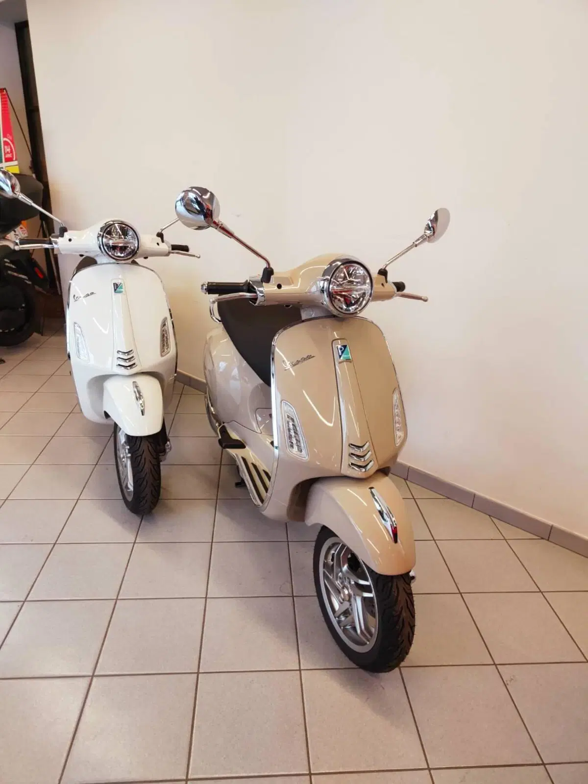 Vespa Primavera 150 (2026) (8)
