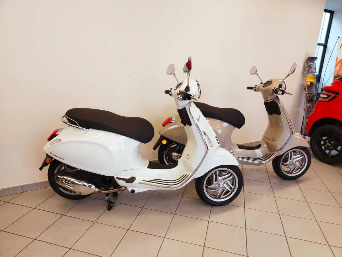 Vespa Primavera 150 (2026) (9)