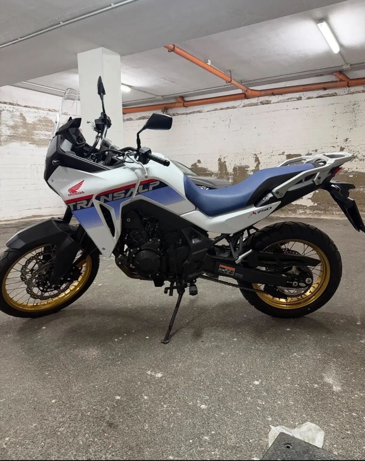 Honda Transalp XL750 (2025)