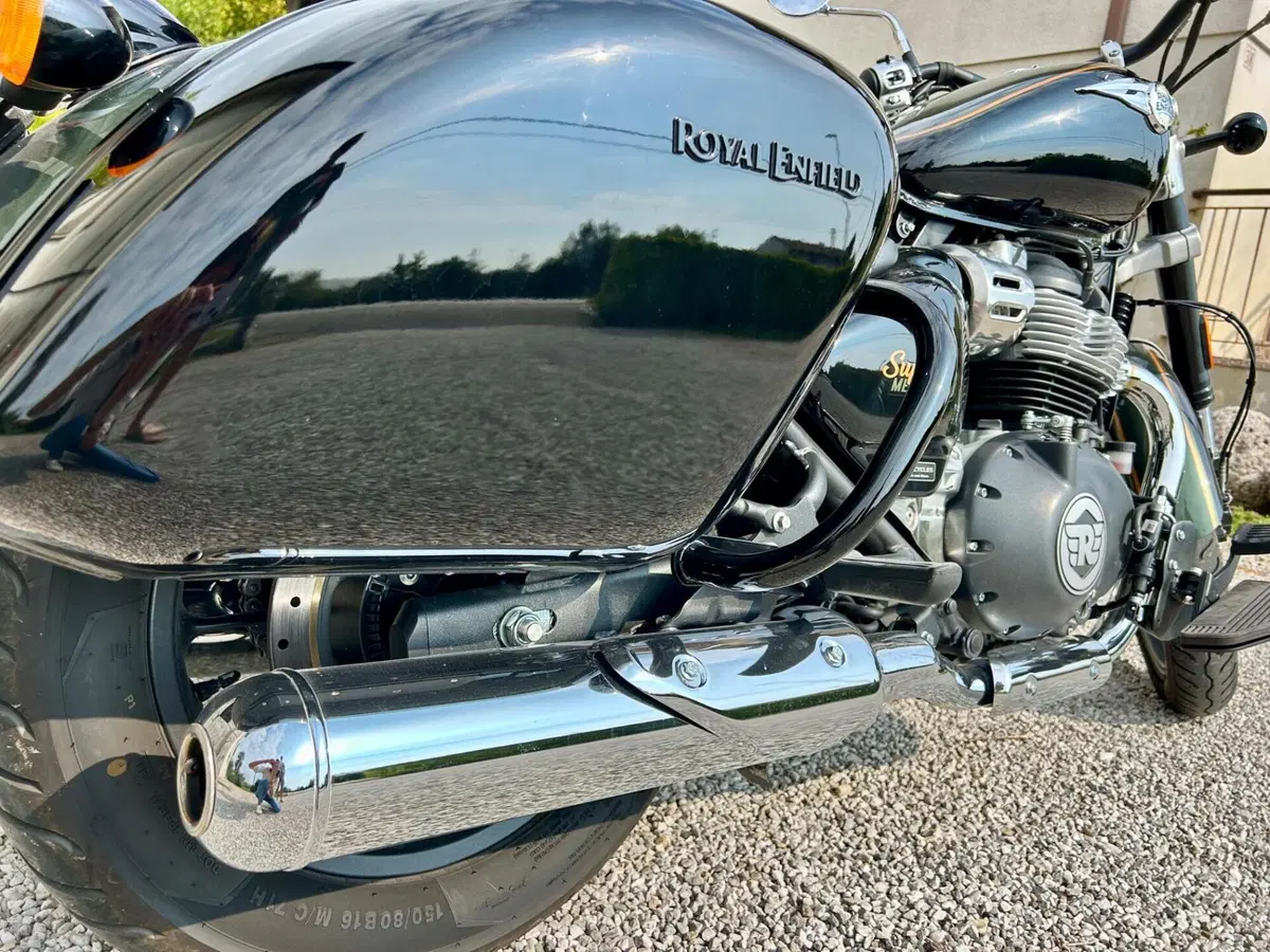 Km Meteor Vendo Royal Enfield Super Meteor 650 (2023 - 26) usata a Codogne ...