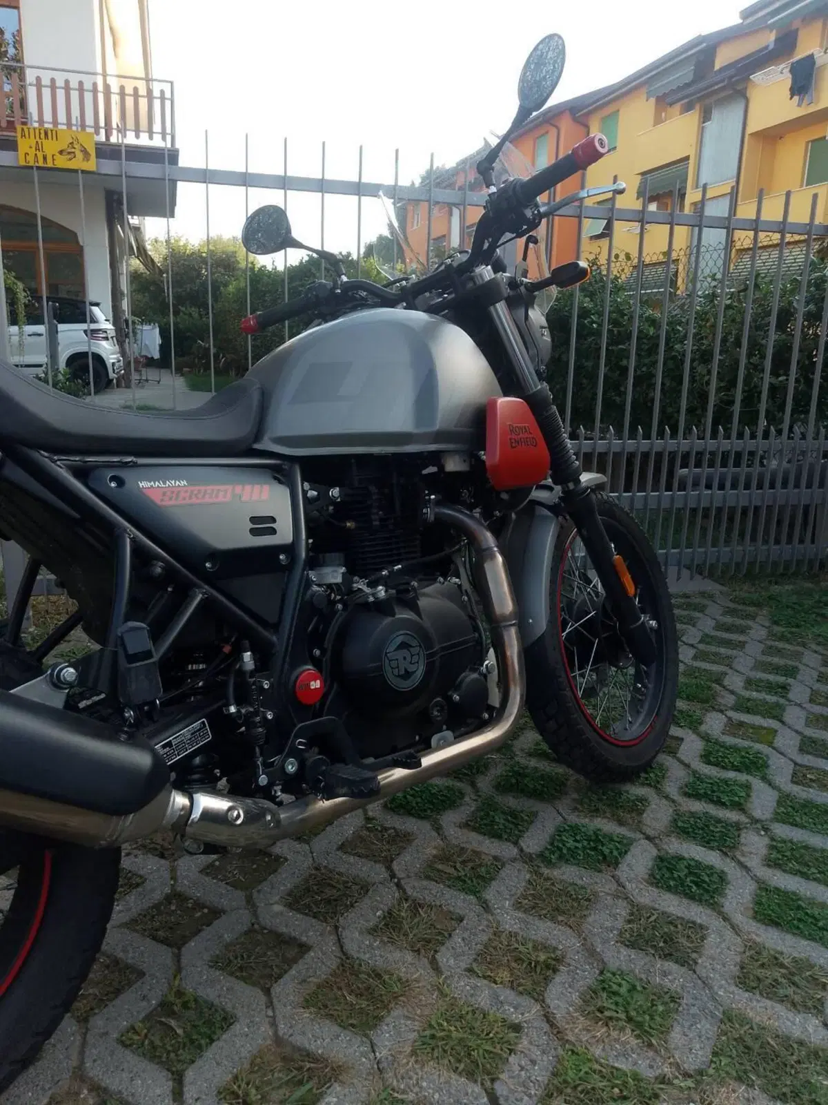 Royal Enfield Scram 411 (2022 - 24) (4)