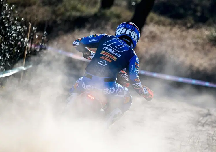100th 6Days FIM Enduro Of Nations. D2. L’Italia insiste :-), e il duello Verona-Garcia è da Kolossal dell’Enduro! [VIDEO]