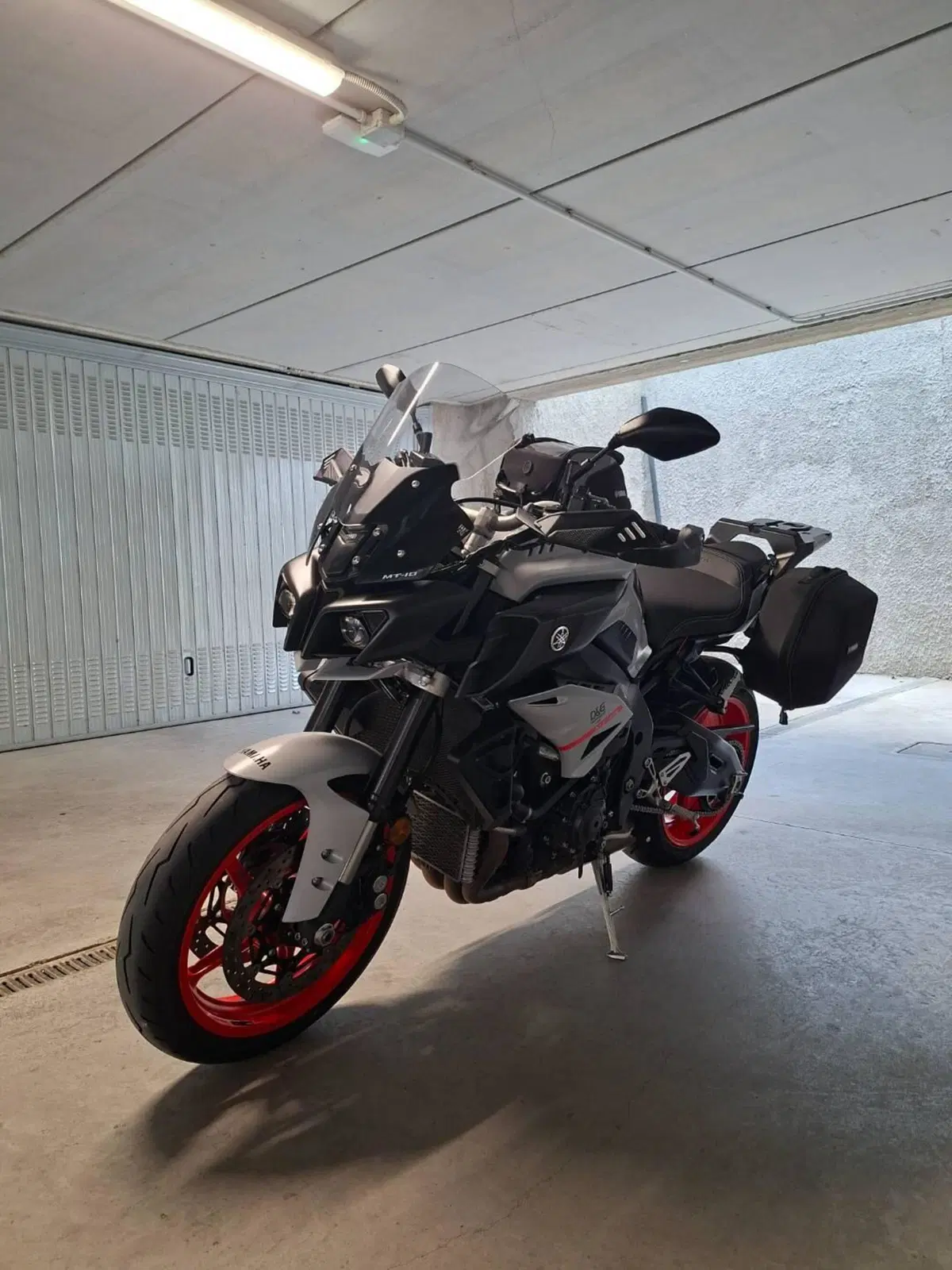 Yamaha MT-10 Tourer Edition (2017 - 20) (3)