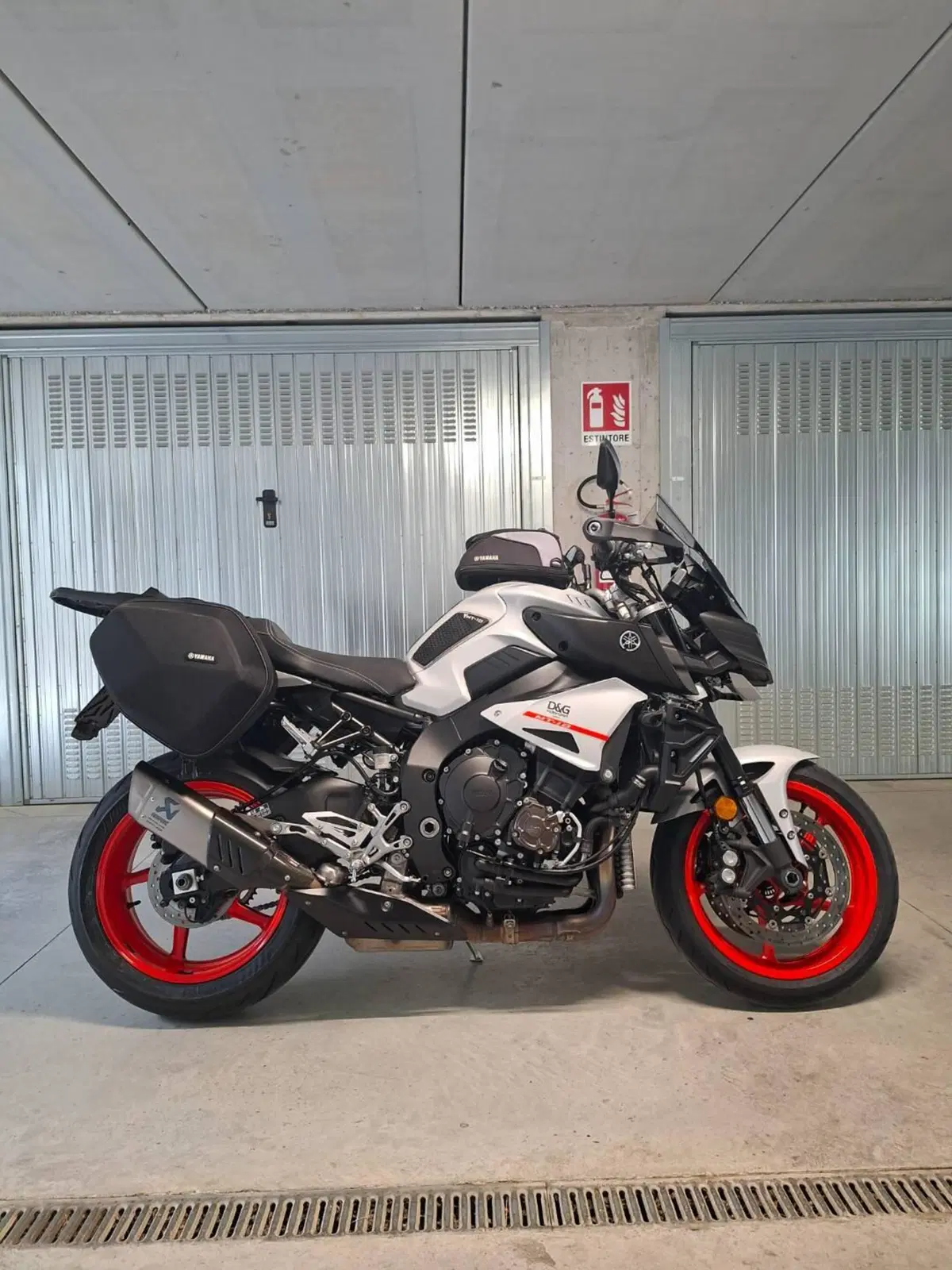 Yamaha MT-10 Tourer Edition (2017 - 20) (4)