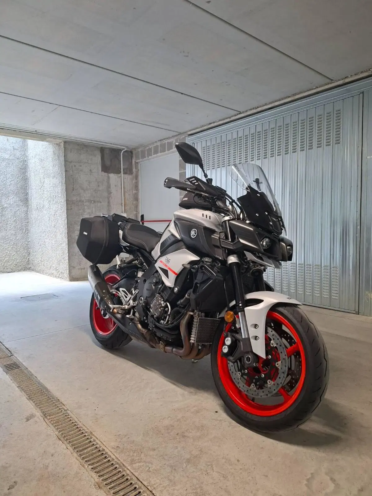 Yamaha MT-10 Tourer Edition (2017 - 20) (6)