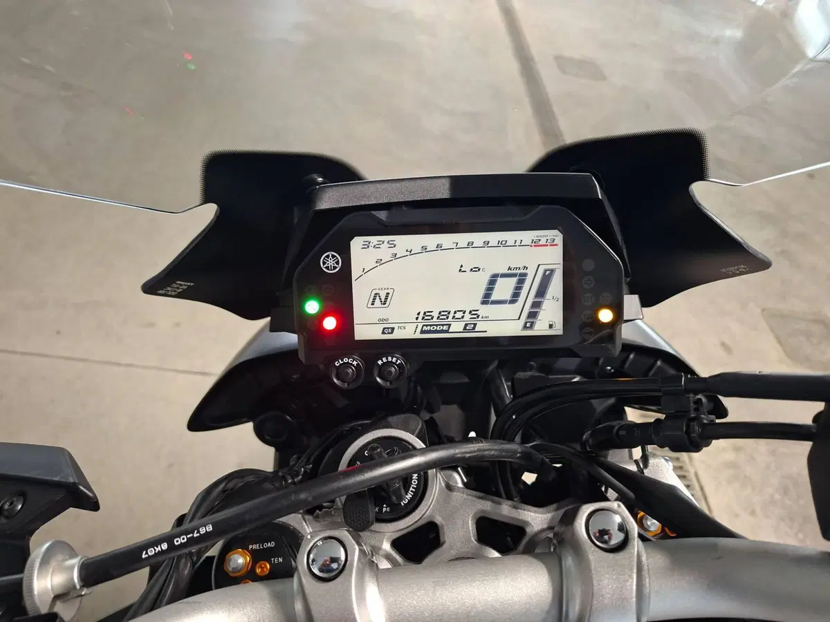 Yamaha MT-10 Tourer Edition (2017 - 20) (8)