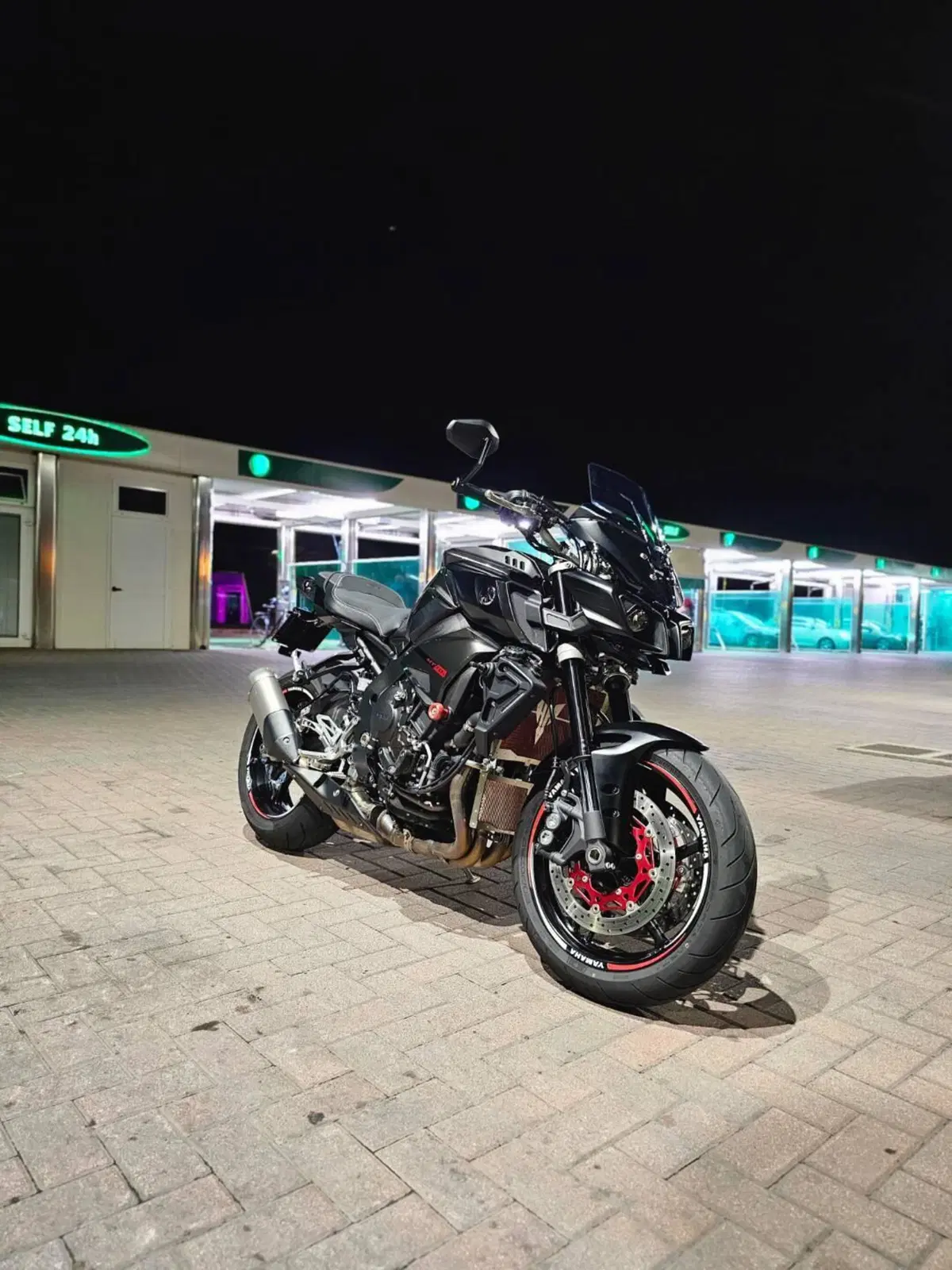 Yamaha MT-10 (2017 - 20) (2)